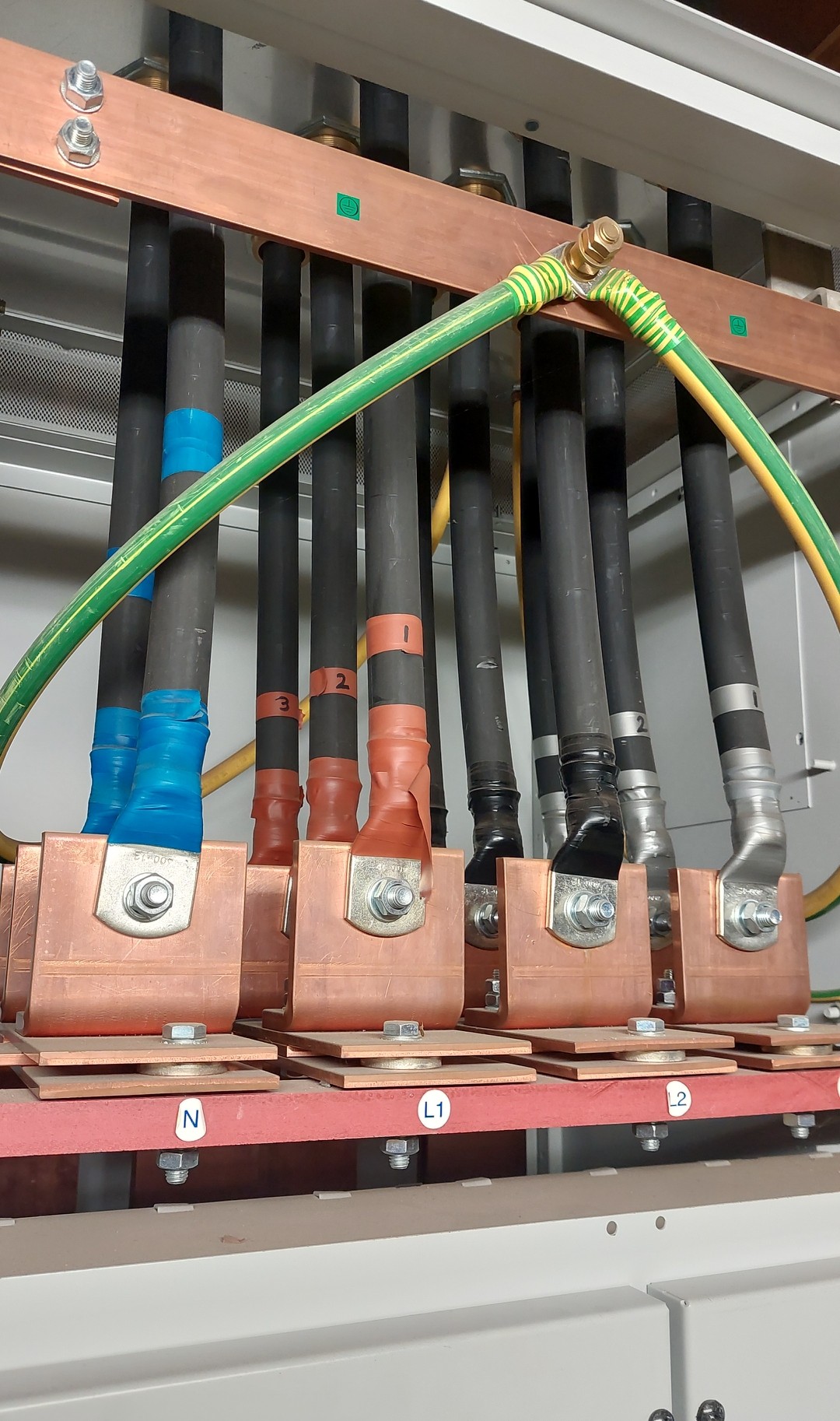 Domestic solar PV and battery installation